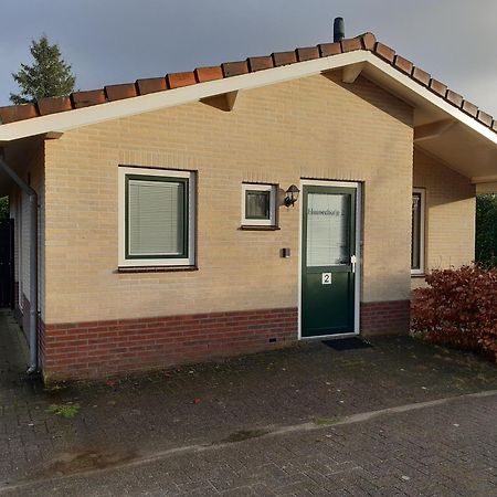 Villa Huinerhofje 2 - Vrijstaand Met Grote Omheinde Tuin, Rust, Privacy En Nabij Bossen à Putten Extérieur photo